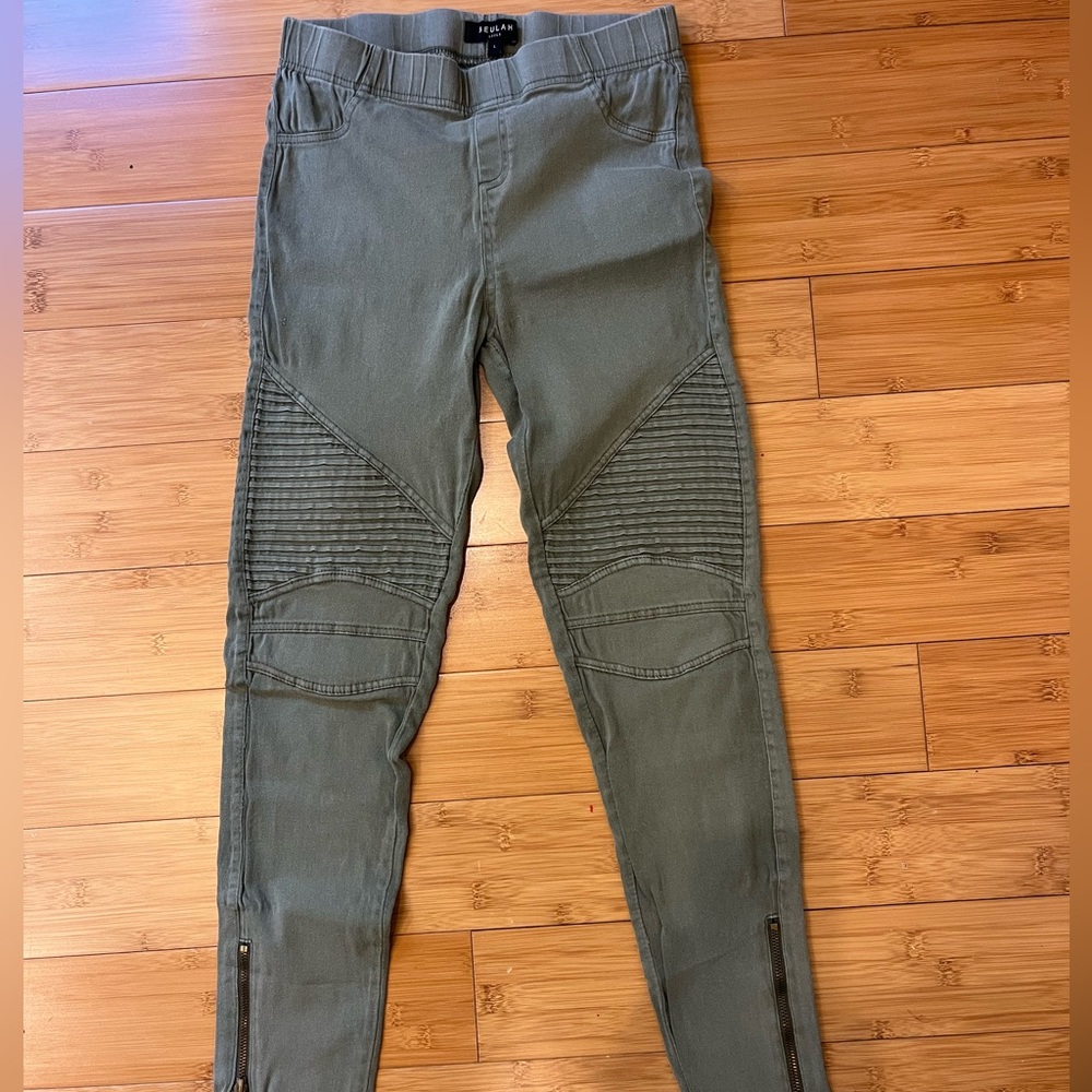 Army green zipper leggings
